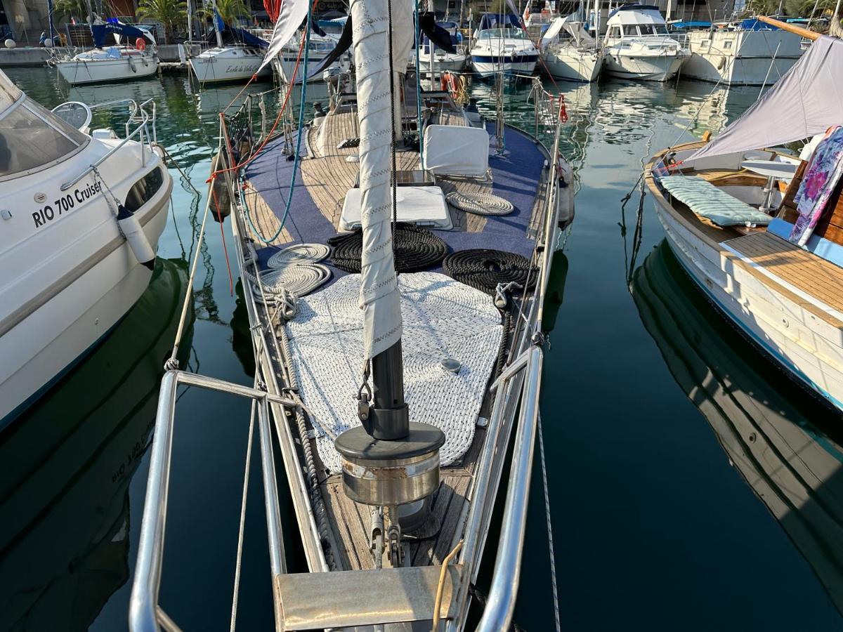 Unique Wooden Sail Yacht + 2 Bikes Included!